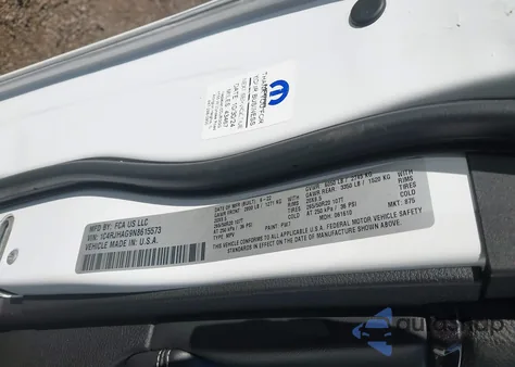 2022 Jeep Grand Cherokee Altitude 4X4 из США, поврежденный, VIN 1C4RJHAG9N8615573